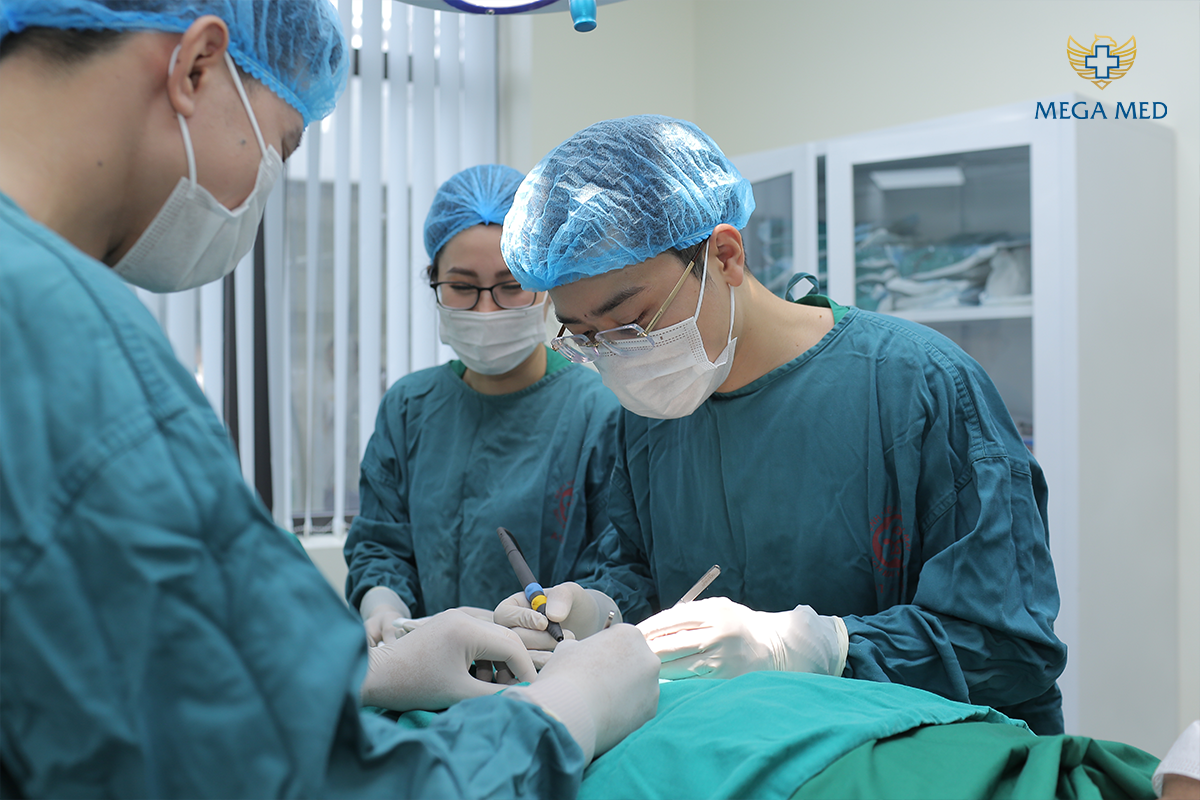 Cắt bao quy đầu tại Phòng khám Ngoại khoa và Nam khoa Mega Med